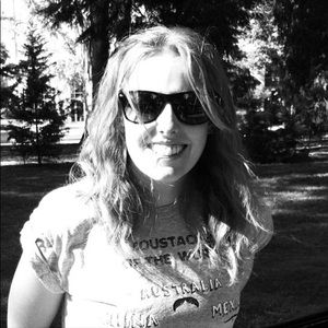 Meet your Posher, Mel